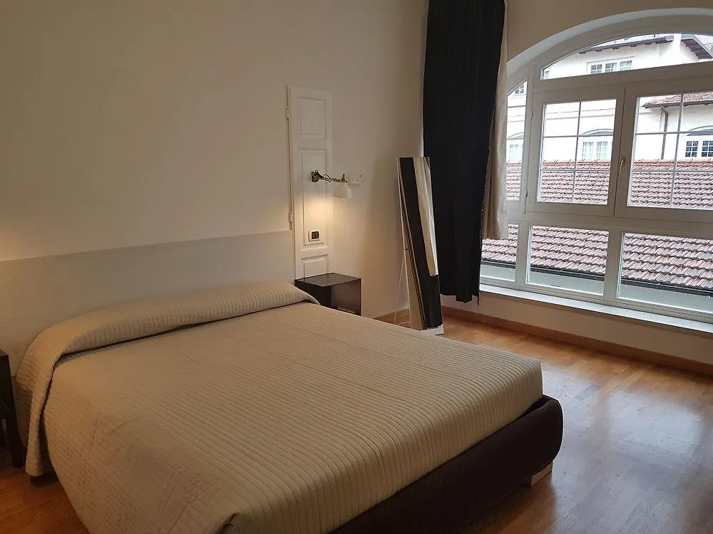 Apollo Apartments Colosseo Rome