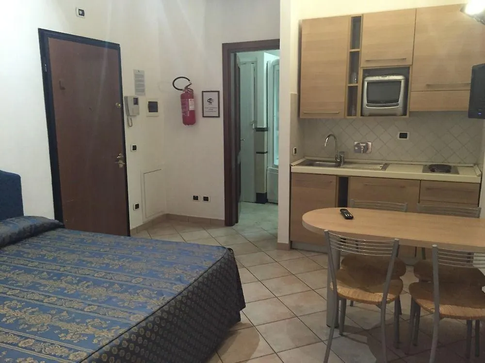 Apollo Apartments Colosseo Rzym Hotel