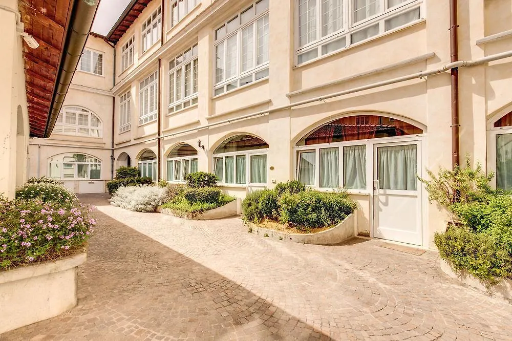 *** Hotel Apollo Apartments Colosseo Rome Italy