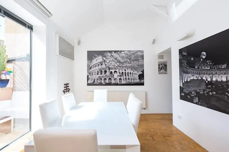 Apollo Apartments Colosseo Rzym 3*,