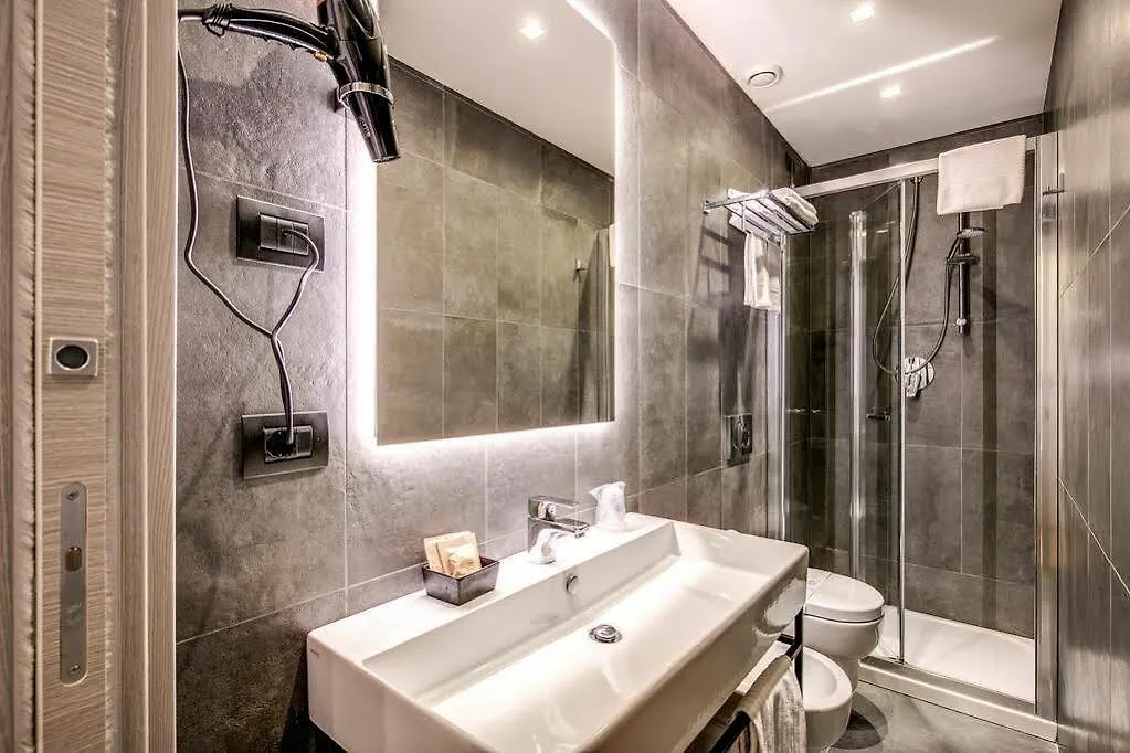 Apollo Apartments Colosseo Rzym 3*,  Włochy