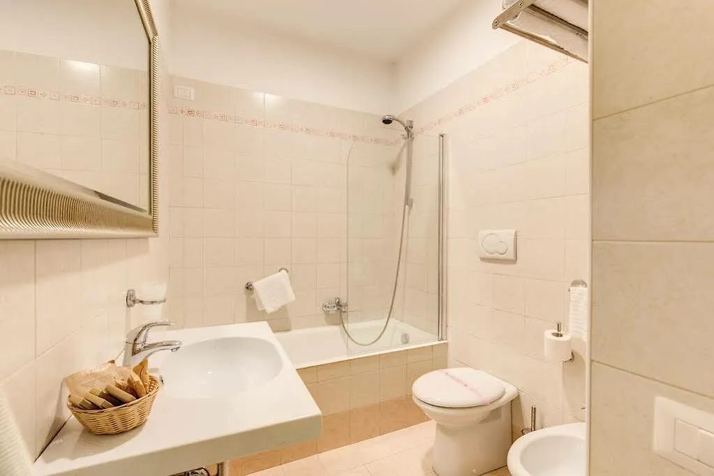 *** Hotel Apollo Apartments Colosseo Rzym Włochy